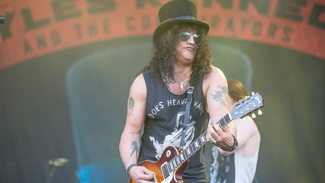 Hear Slash’s isolated guitar track on Welcome To The Jungle