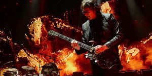 Tony Iommi playing the end tour