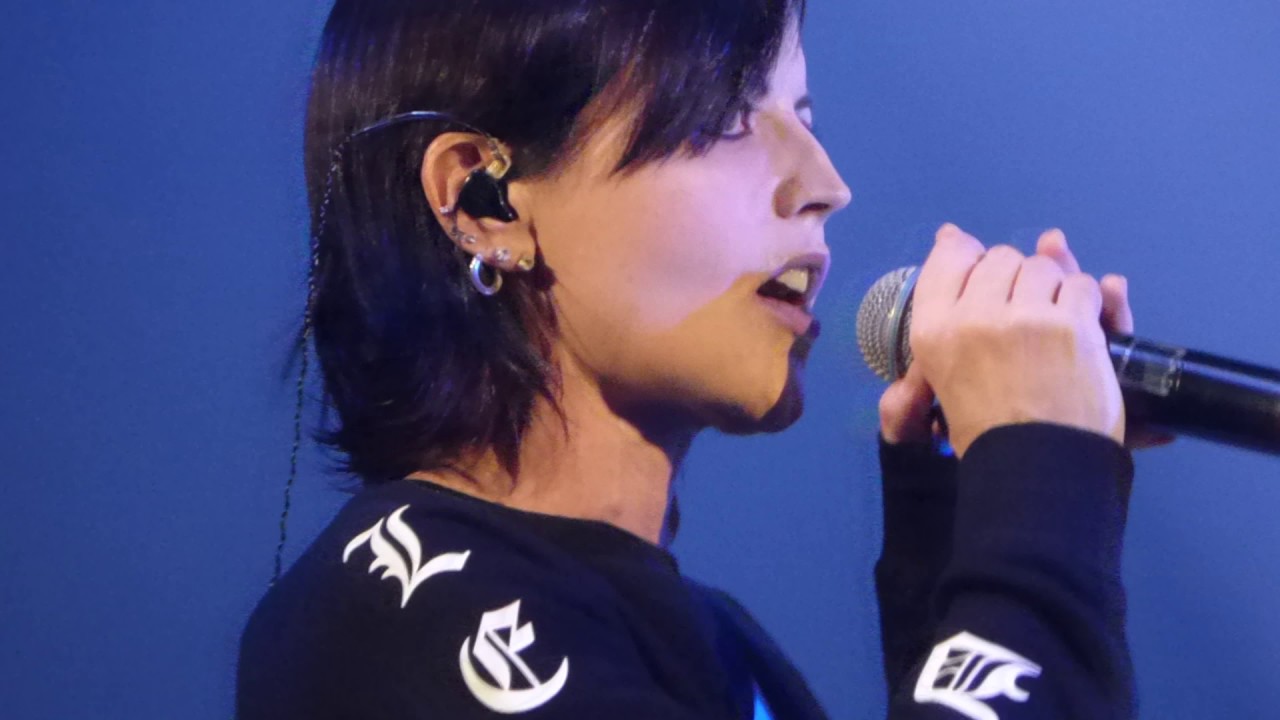 See how was Dolores O’Riordan’s last show with Cranberries
