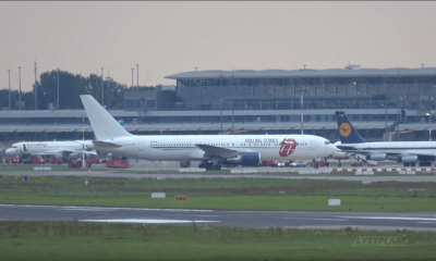 Watch The Rolling Stones airplane landing on Hamburg's airport