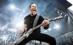 James Hetfield says what he thinks about people who wear Metallica shirts  and have no ideia that the band exists