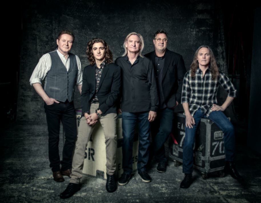 The Eagles announce 2018 tour with James Taylor and Jimmy Buffett