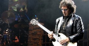 Tony Iommi on stage