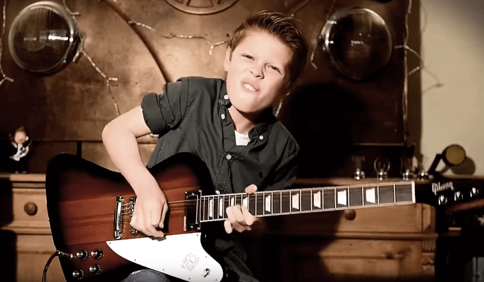 Hear amazing kid performing ACDC'S Thunderstruck