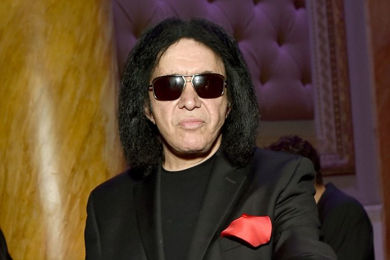 Gene Simmons talks about Scott Weiland & Layne Staley death’s