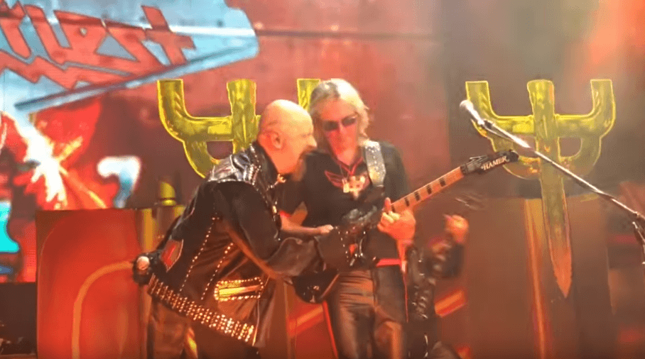Glenn Tipton playing with Judas Priest 2018
