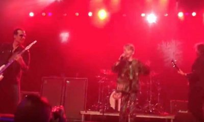Kid singing with Stone Temple Pilots