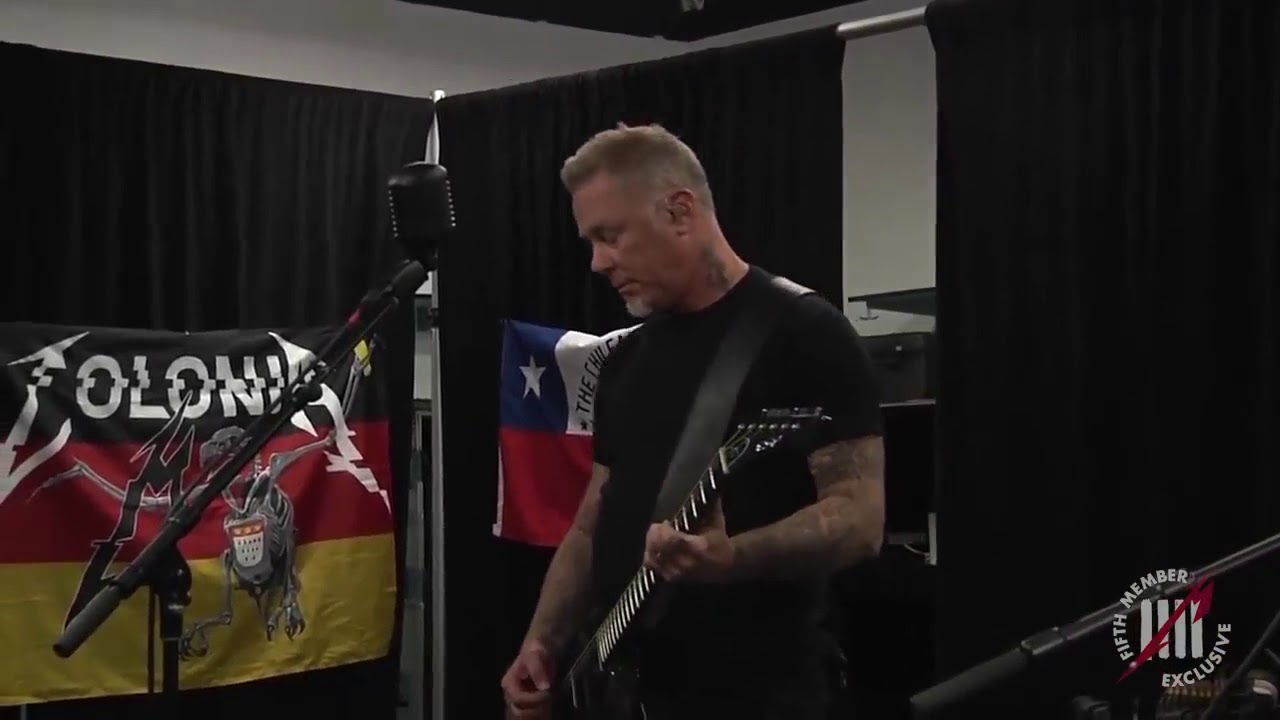 James Hetfield playing ghost