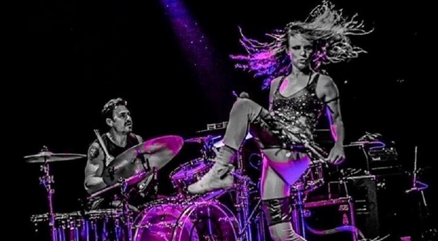 Watch the couple Brad Wilk and Juliette Lewis playing together