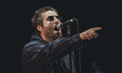liam gallagher at stage