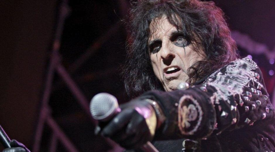 Alice Cooper reveals his favorite song on his setlist