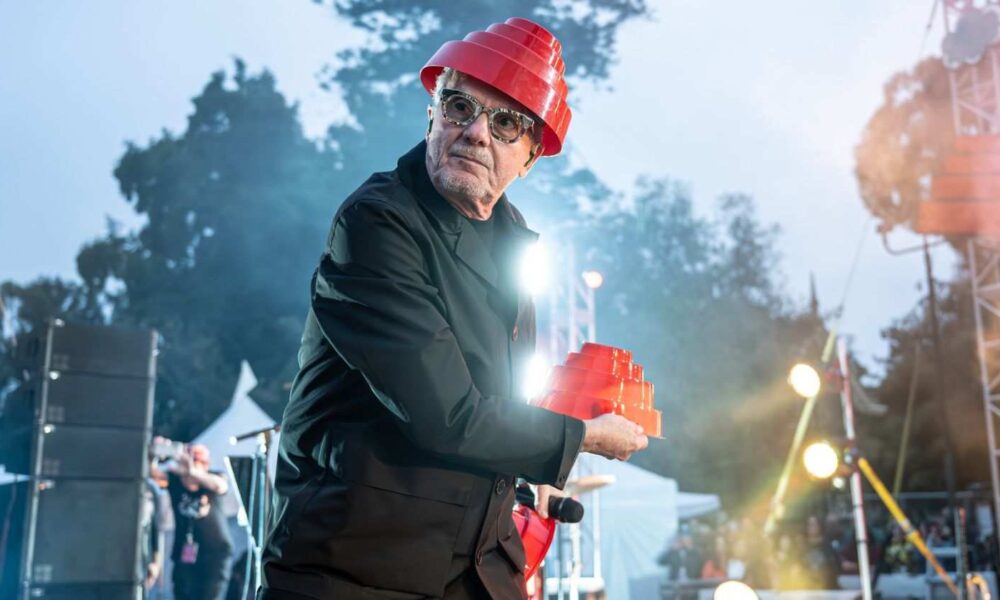 Devo 2026 tour dates