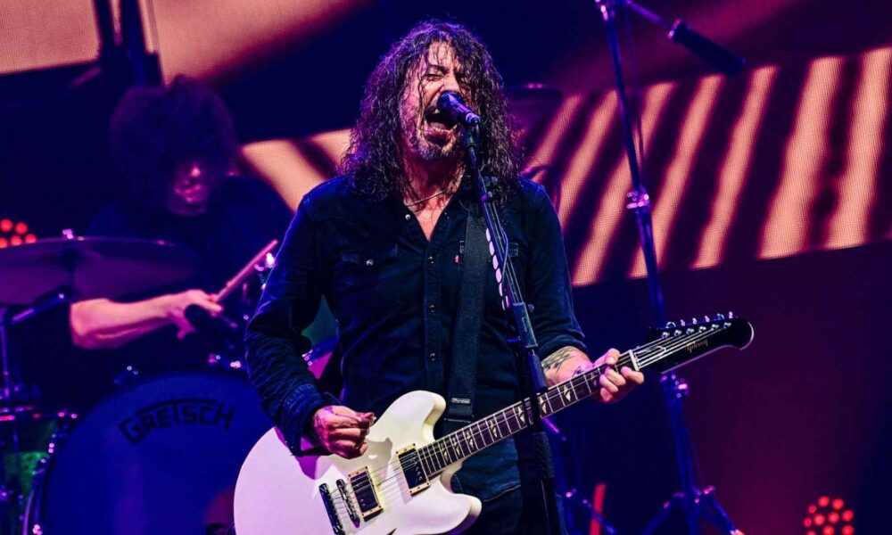 Foo Fighters announce their first tour dates for 2026