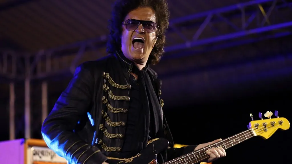 Glenn Hughes is taken offstage by paramedics in New Zeland