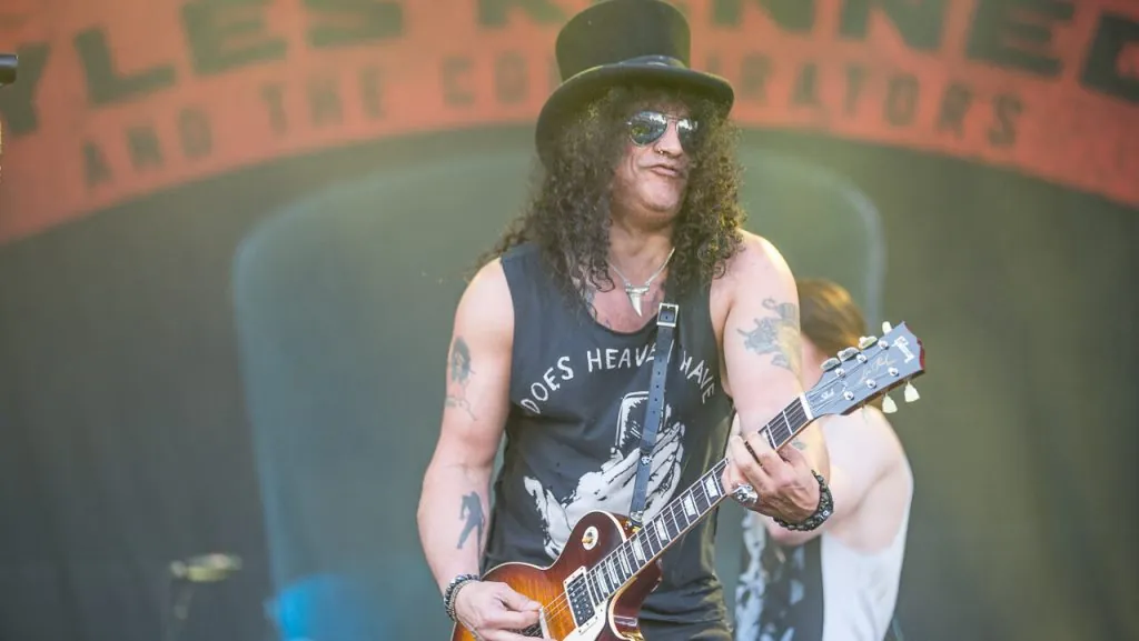 Hear Slash's isolated guitar track on Welcome To The Jungle