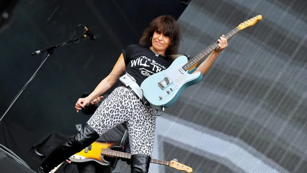 Chrissie Hynde on stage