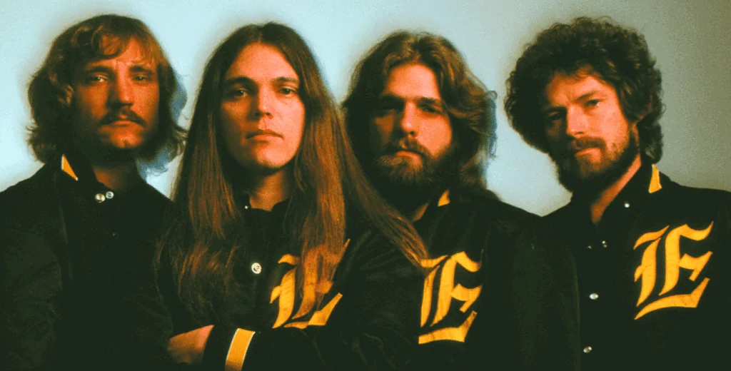 Hear The Eagles performing a different live version of “Hotel California” (1) (1)