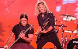 Robert Trujillo and Kirk Hammett