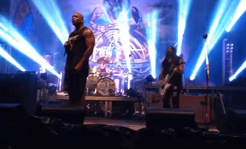 Watch Sepultura performing Highway To Hell in tribute to Malcolm Young
