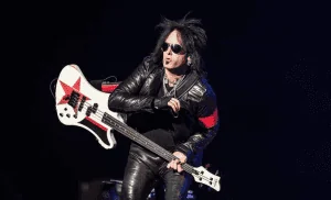 nikki sixx motley crue