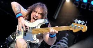 Hear Steve Harris' isolated bass track on Powerslave