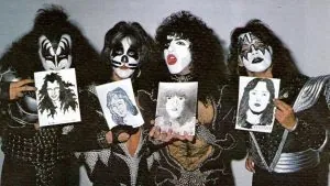 KISS 2000