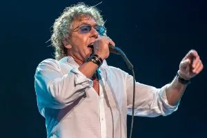 Roger Daltrey singing