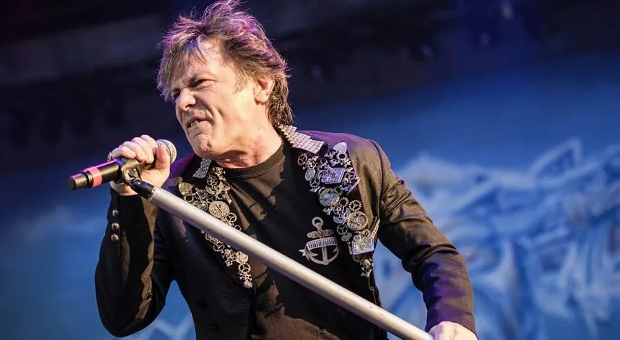 Bruce Dickinson in concert
