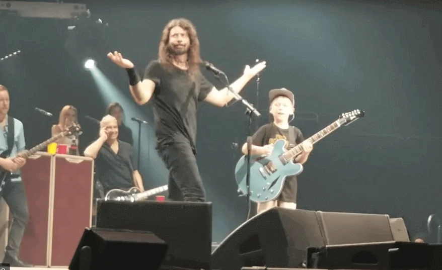 Foo Fighters Metallica 7 year old fan