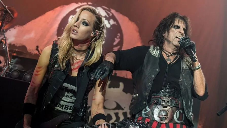 Nita Strauss and Alice Cooper