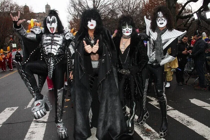 Kiss 2018