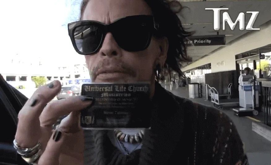 Steven Tyler ordained minister