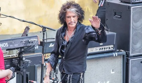 Joe Perry 2019