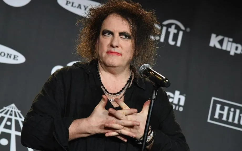Robert Smith The Cure