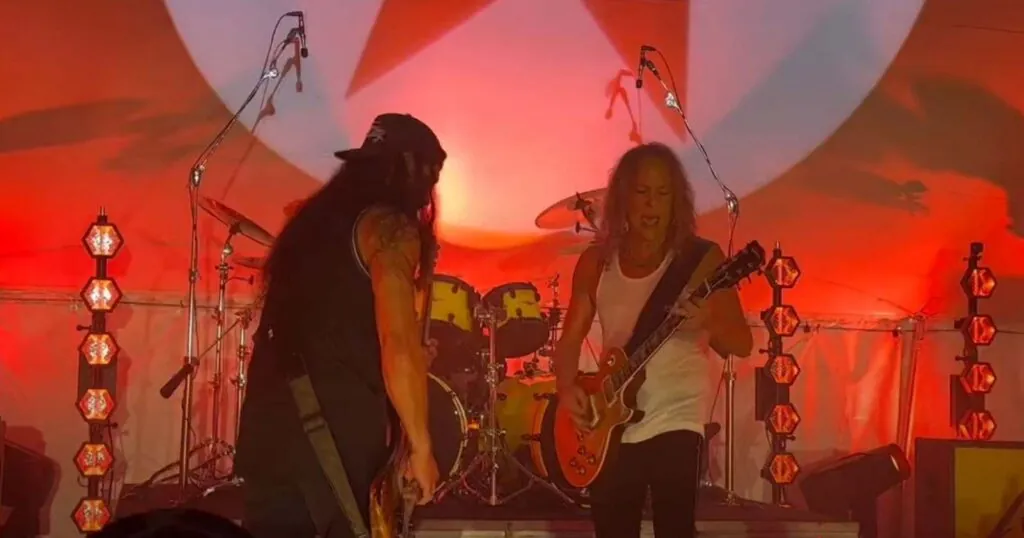 Kirk Hammett and Rob Trujillo 2025